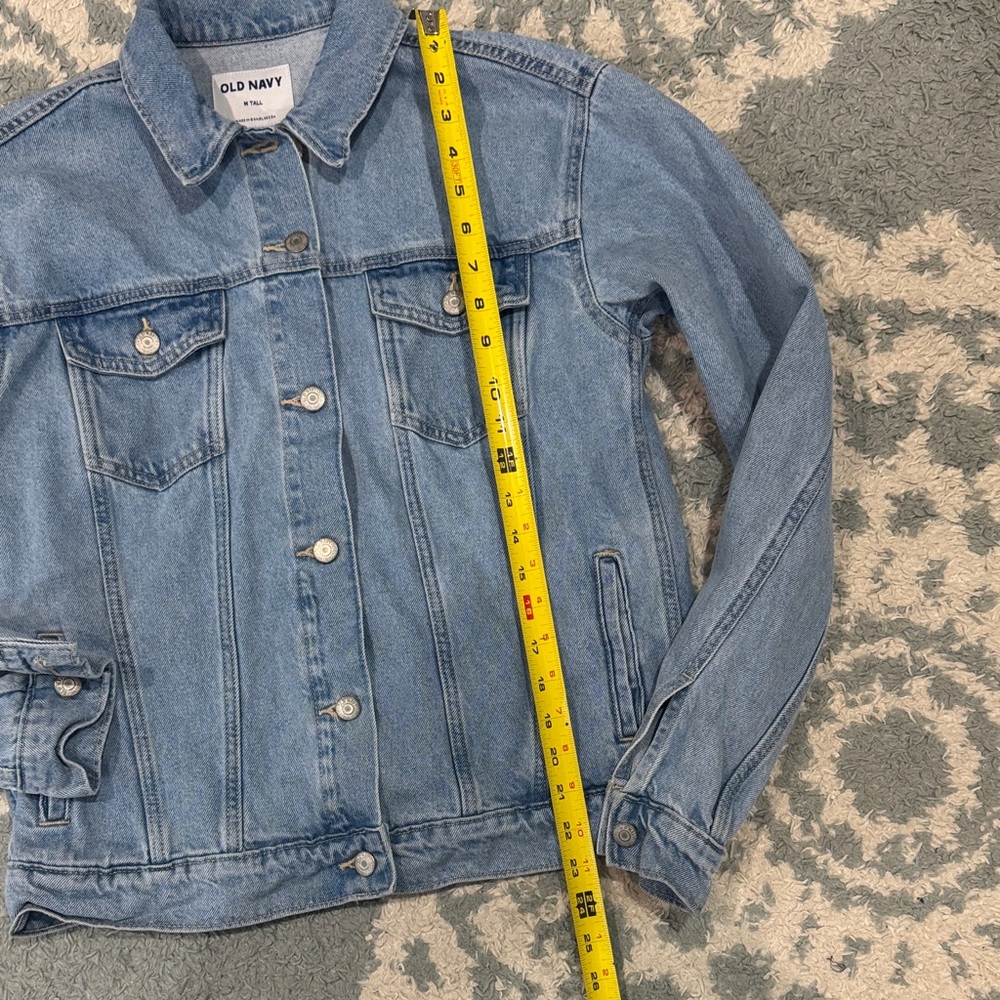 Old Navy Womens wow relaxed Light Blue Denim Jacket medium tall - Picture 7 of 12